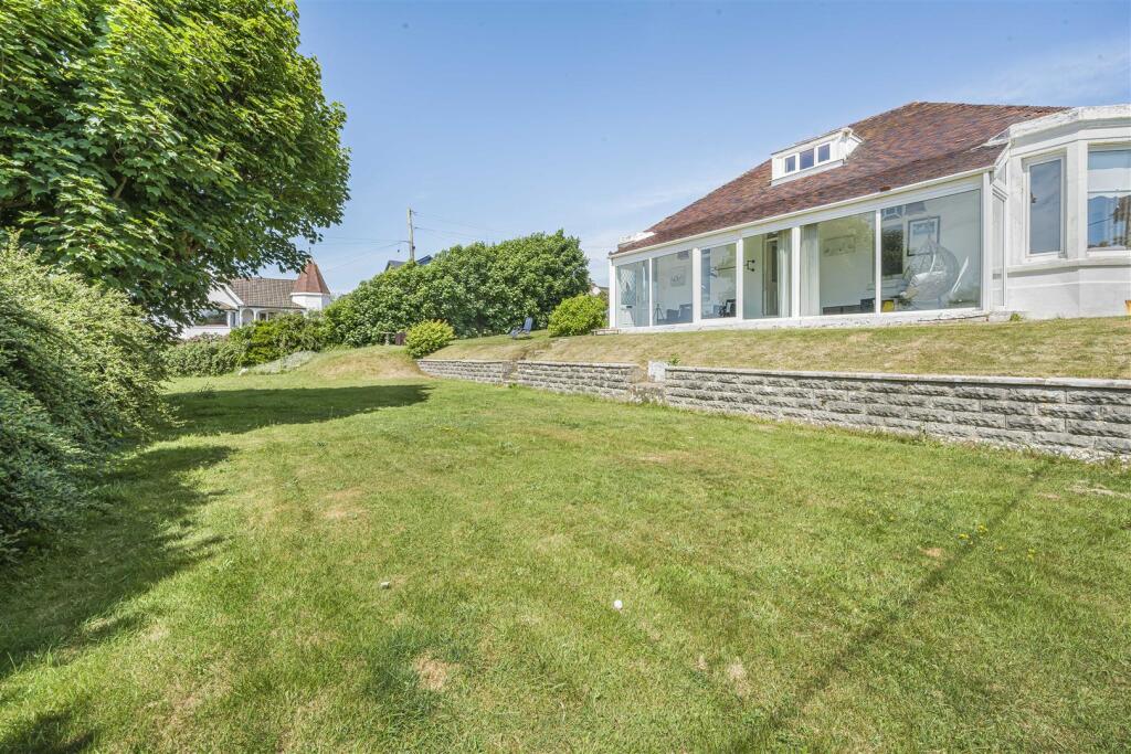 Ogmore-by-Sea Garden